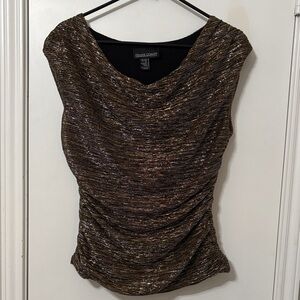 Frank Lyman Design Sleeveless Gold/Black Metallic Top size 10, fits like an 8.